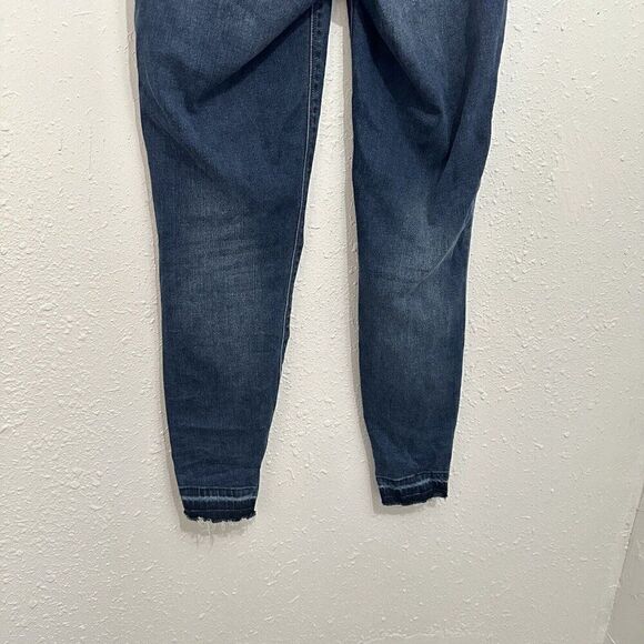 Spanx Jeggings Women’s Medium Distressed Raw Hem Pull On Skinny Leg Blue Jeans - Picture 6 of 11